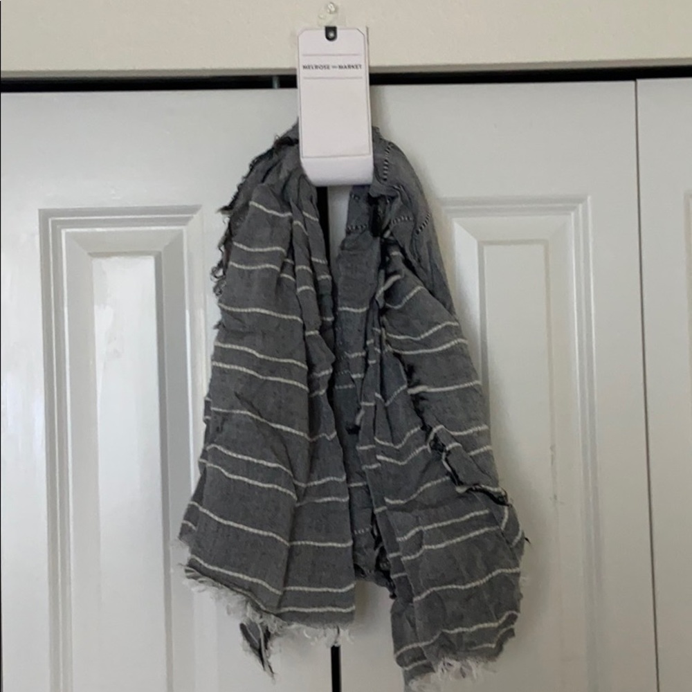 Melrose and market scarf